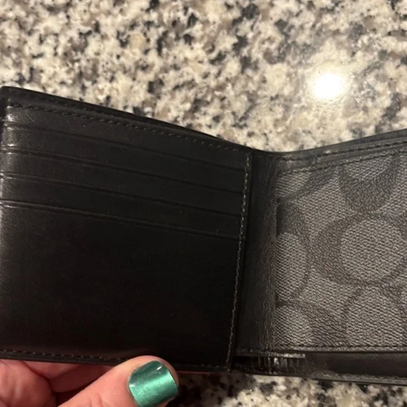 Brand New Men’s Coach Wallet-  Black - Picture 2 of 5